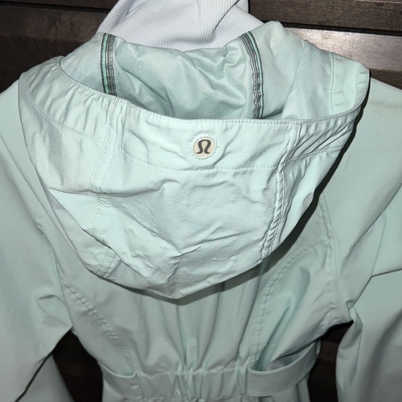 Lululemon jacket - Picture 6 of 6